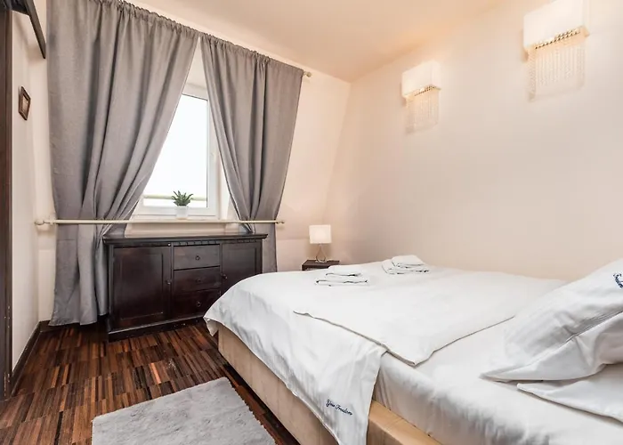 Zytnia With Sauna By Your Freedom * Varsó